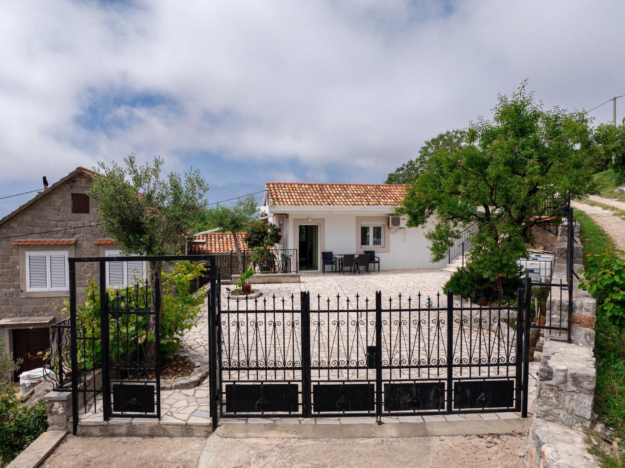 Stevuska Apartment Budva Exterior photo